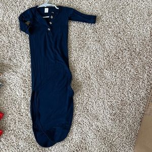 Lou Lou newborn gown, navy